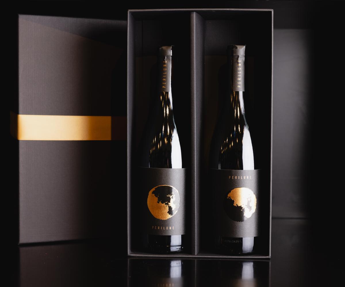Perilune gift box