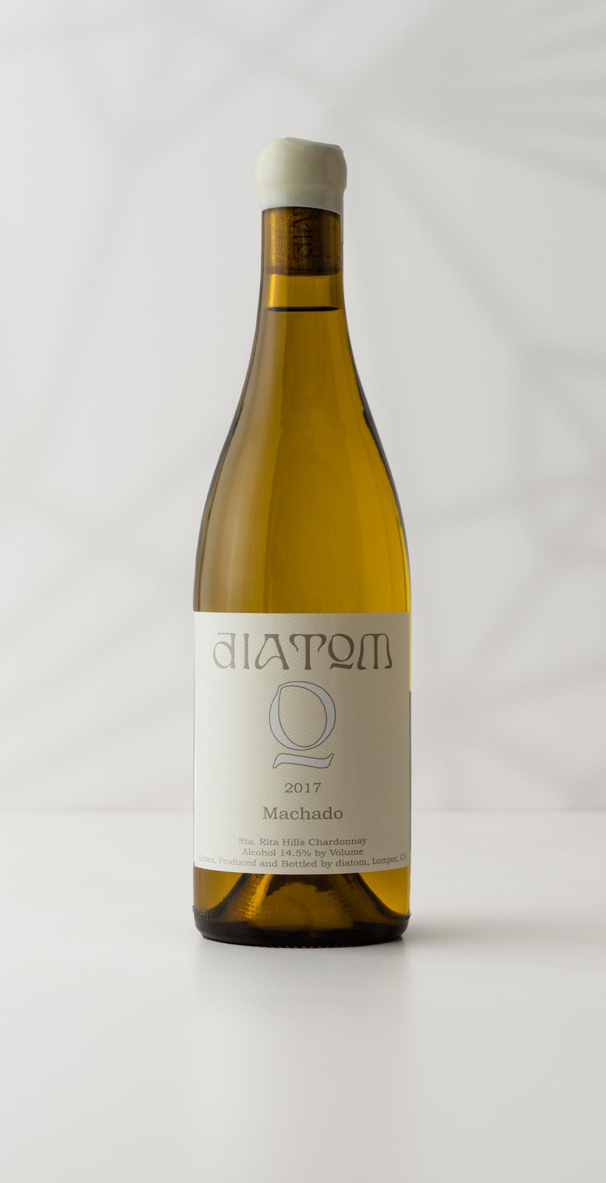 Diatom front facing wine bottle